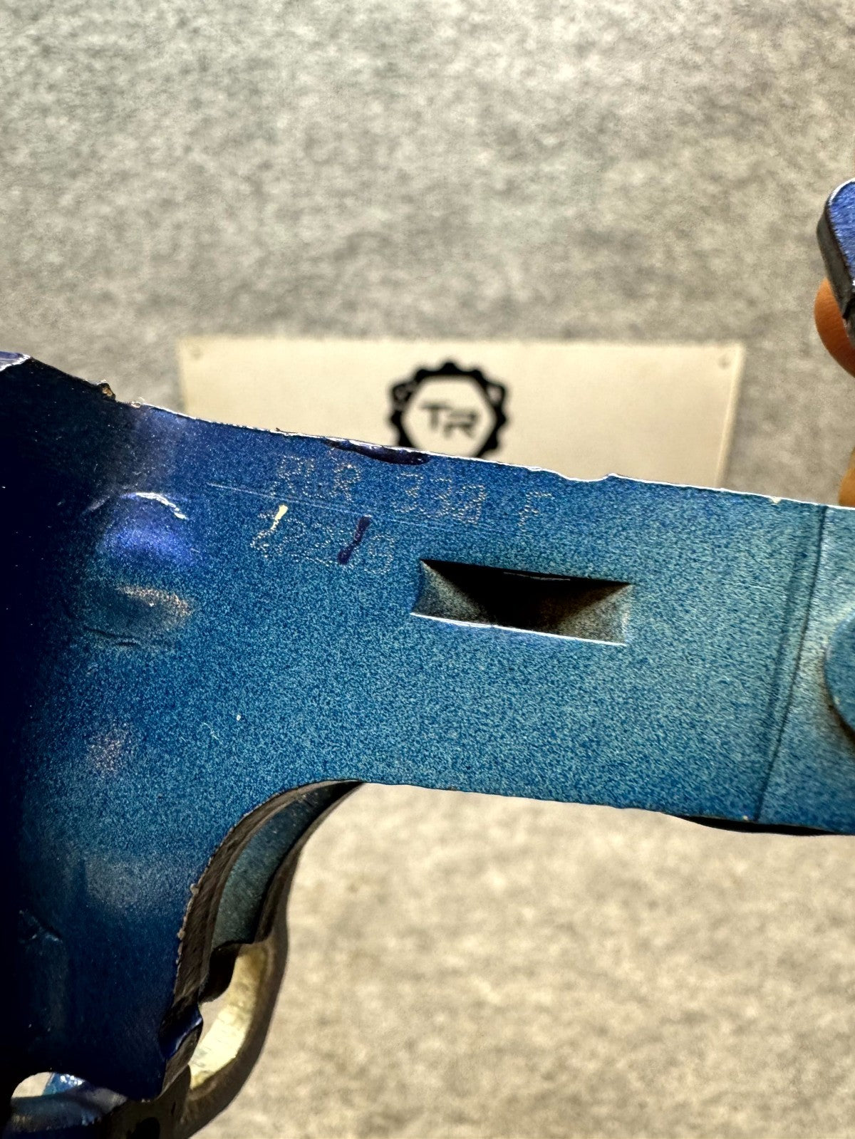 2017 - 2023 TESLA MODEL 3 FRONT LEFT / RIGHT SIDE UPPER DOOR HINGE OEM