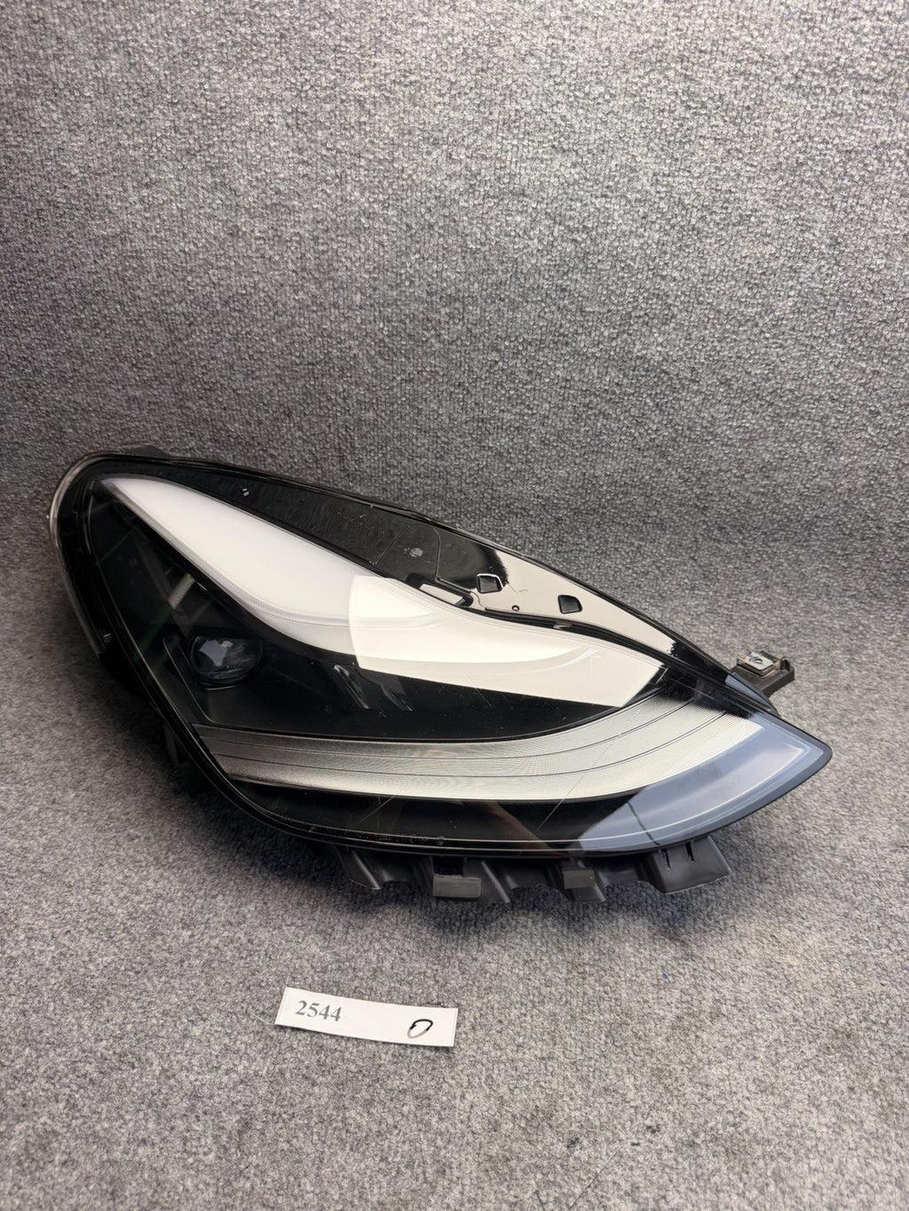 DMG‼️2021-2023 TESLA MODEL 3 Y HEADLIGHT RIGHT PASSENGER LED OEM 1514953-00-C