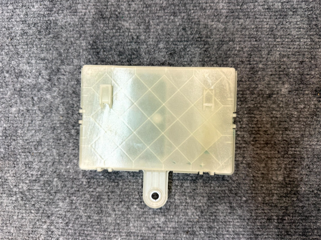 2020 - 2024 TESLA MODEL Y CHARGE PORT CONTROLLER MODULE UNIT OEM, 1537264-00-B