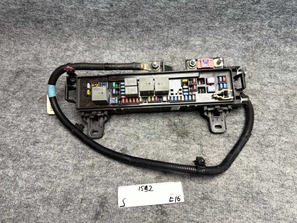♦️12-20 TESLA MODEL S FRONT FUSE BOX RELAY JUNCTION BOX OEM, 1034405-00-E