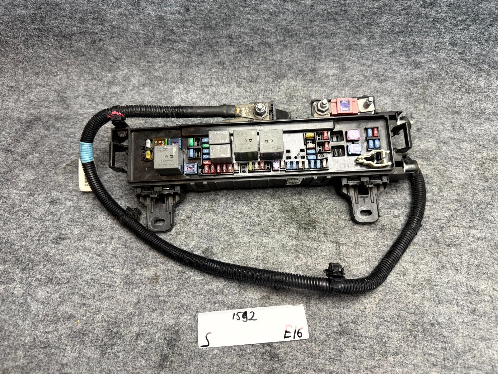 ♦️12-20 TESLA MODEL S FRONT FUSE BOX RELAY JUNCTION BOX OEM, 1034405-00-E