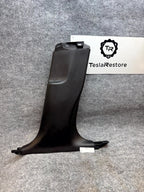 20-24 TESLA MODEL Y RIGHT SIDE B-PILLAR LOWER COVER TRIM PANEL OEM, 1494624-00-F
