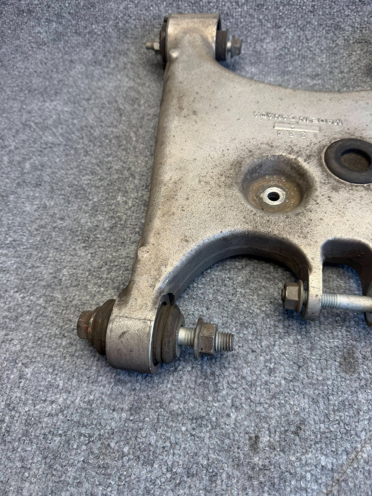 2012 - 2020 TESLA MODEL S REAR LEFT OR RIGHT SIDE LOWER CONTROL ARM OEM