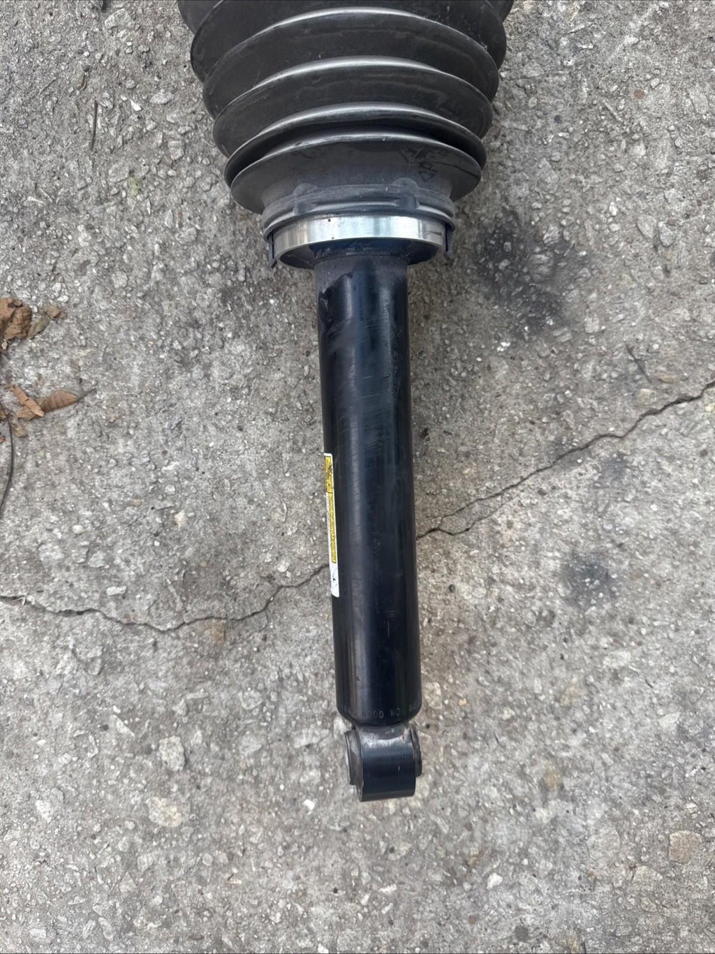 ♦️ 16-20 Model S Rear Right Suspension Spring Shock Absorber OEM, 1067466-00-C