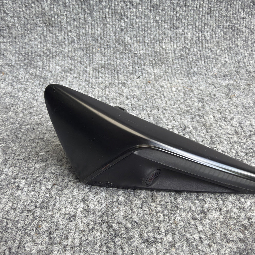17-22 Tesla 3 Y OEM Left Side Fender Signal Camera 1495864-20-D /broken tab