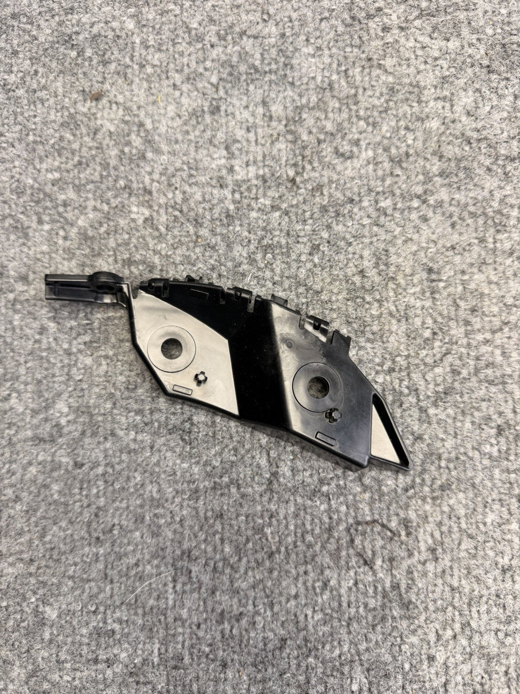 2024-2025 Tesla Model 3 Front Driver Side Bumper Bracket Left OEM 1774268-00-F