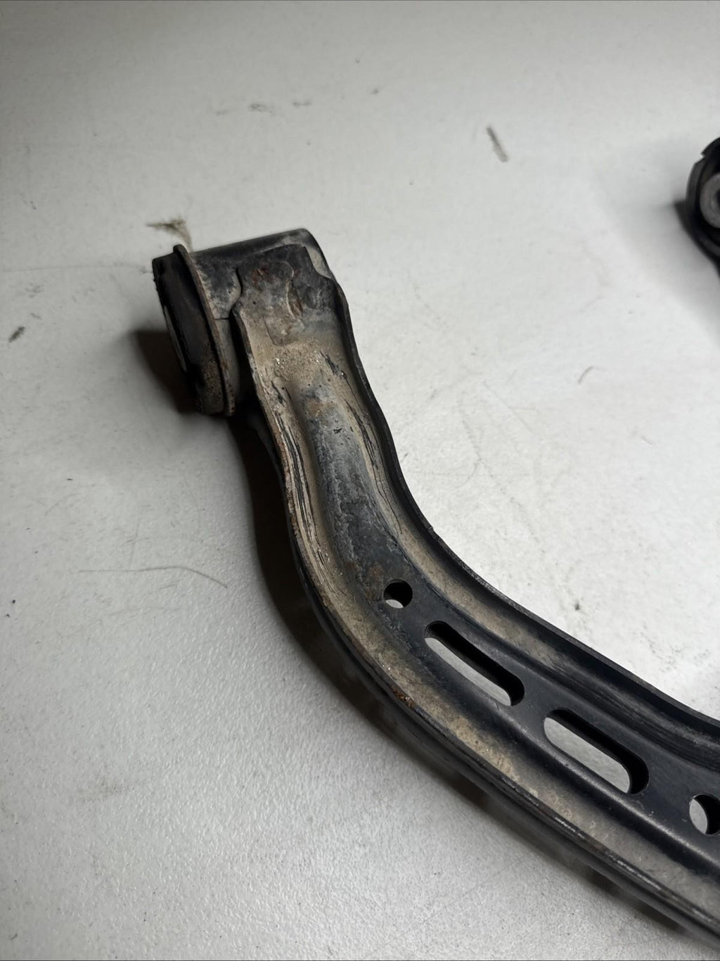 ♦️ 2012-2020 TESLA MODEL S FRONT RIGHT SIDE UPPER CONTROL ARM OEM, 1043966-00-A