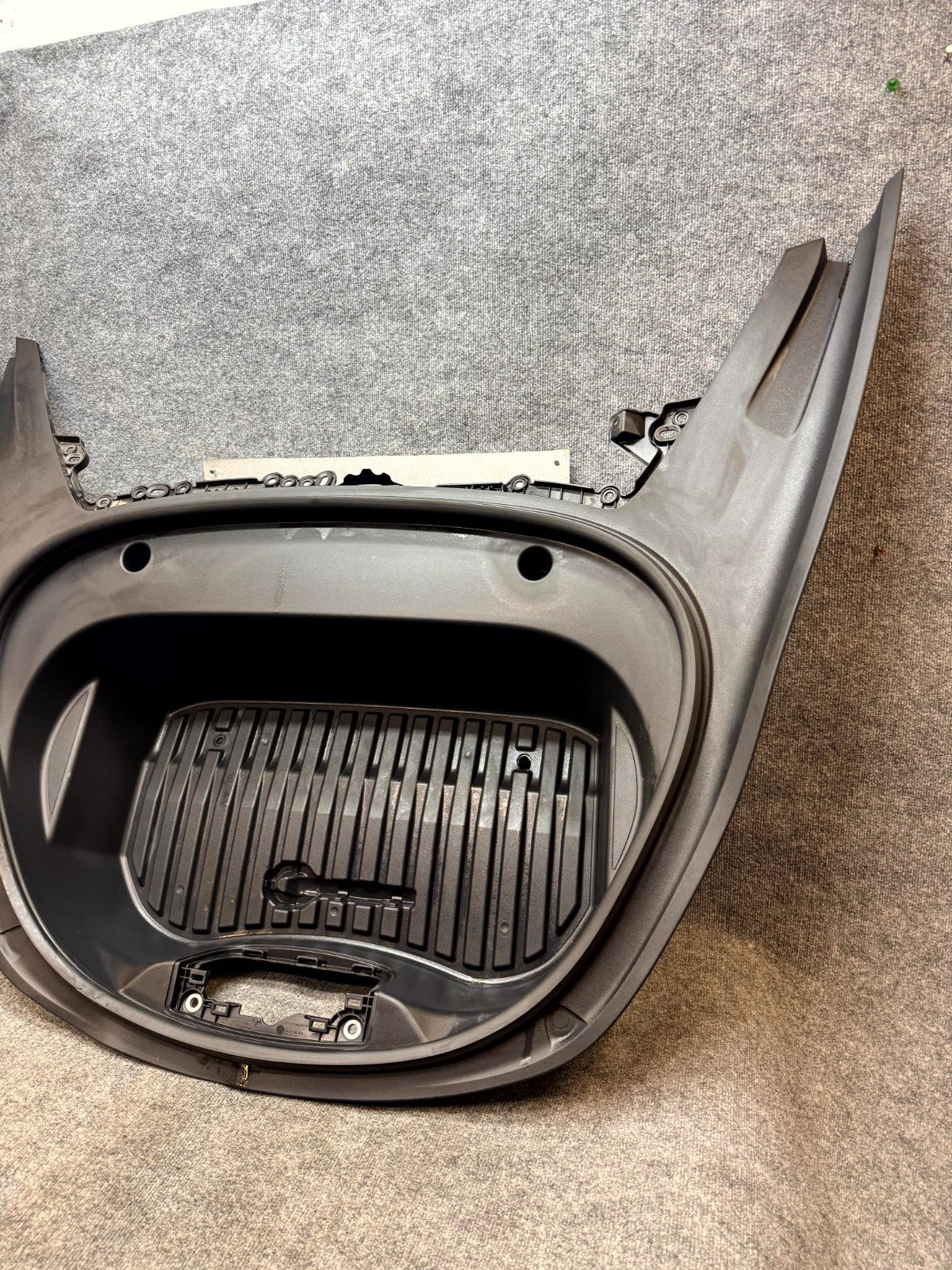 2020 - 2023 TESLA MODEL 3 FRUNK TRAY STORAGE BOX COMPARTMENT OEM, 1526739-00-B