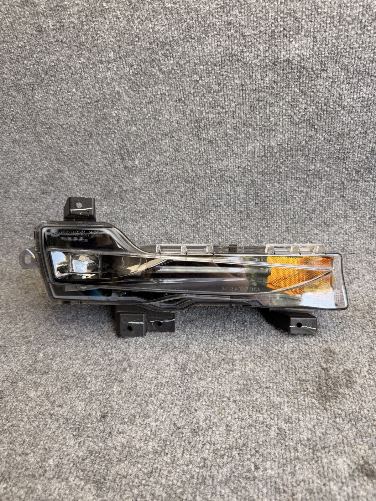 2017-2024 Tesla Model 3 / Y Front Right Hand Fog Light 3 Pins 1077392-00-C OEM