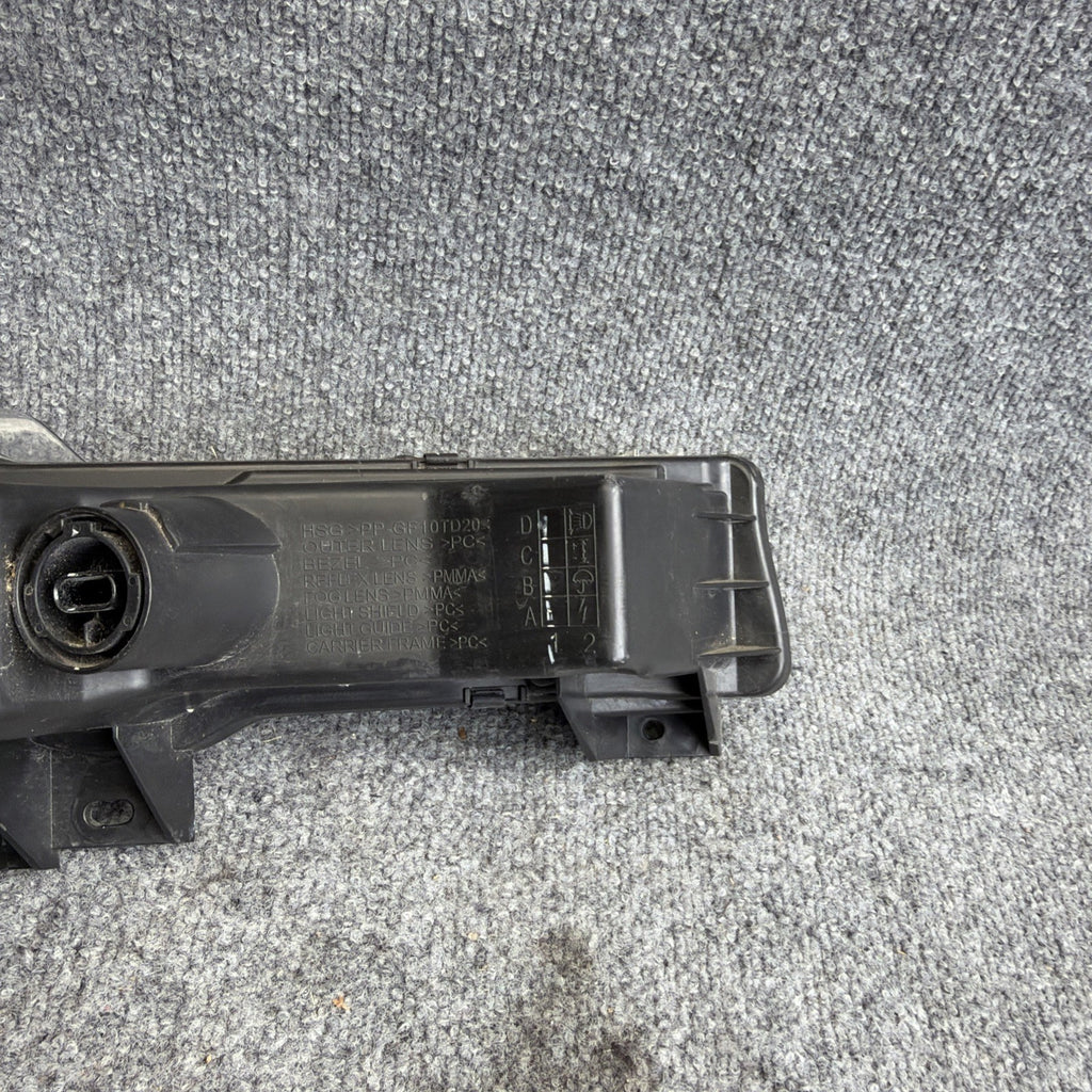 2017 - 2023 TESLA MODEL 3 FRONT BUMPER LEFT SIDE FOG LIGHT LAMP OEM 107738900F
