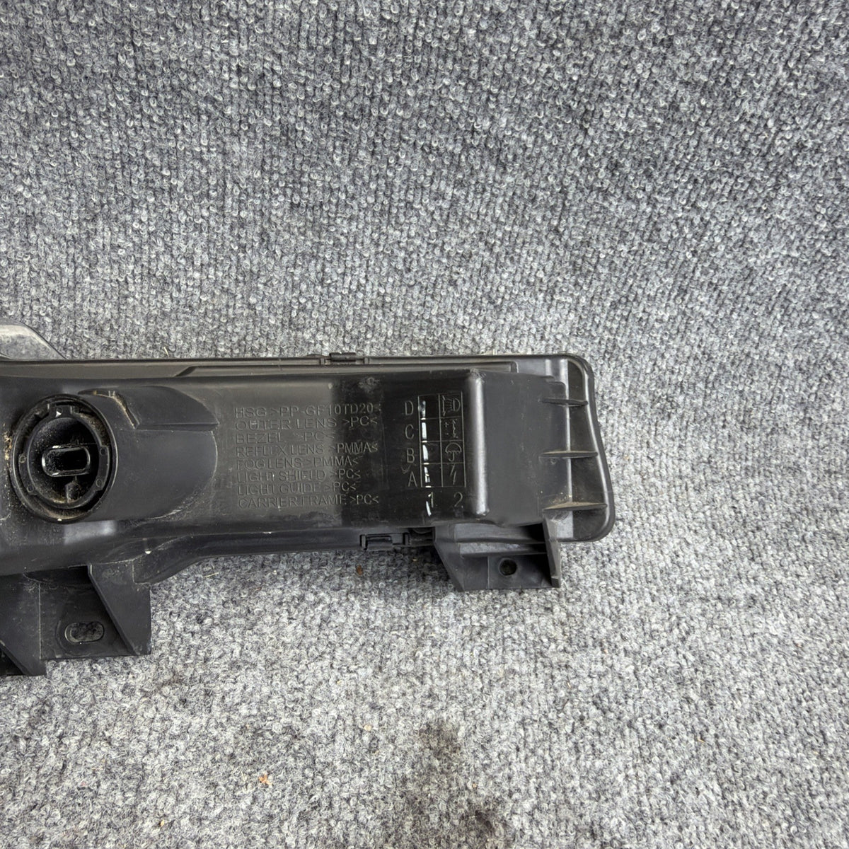 2017 - 2023 TESLA MODEL 3 FRONT BUMPER LEFT SIDE FOG LIGHT LAMP OEM 107738900F