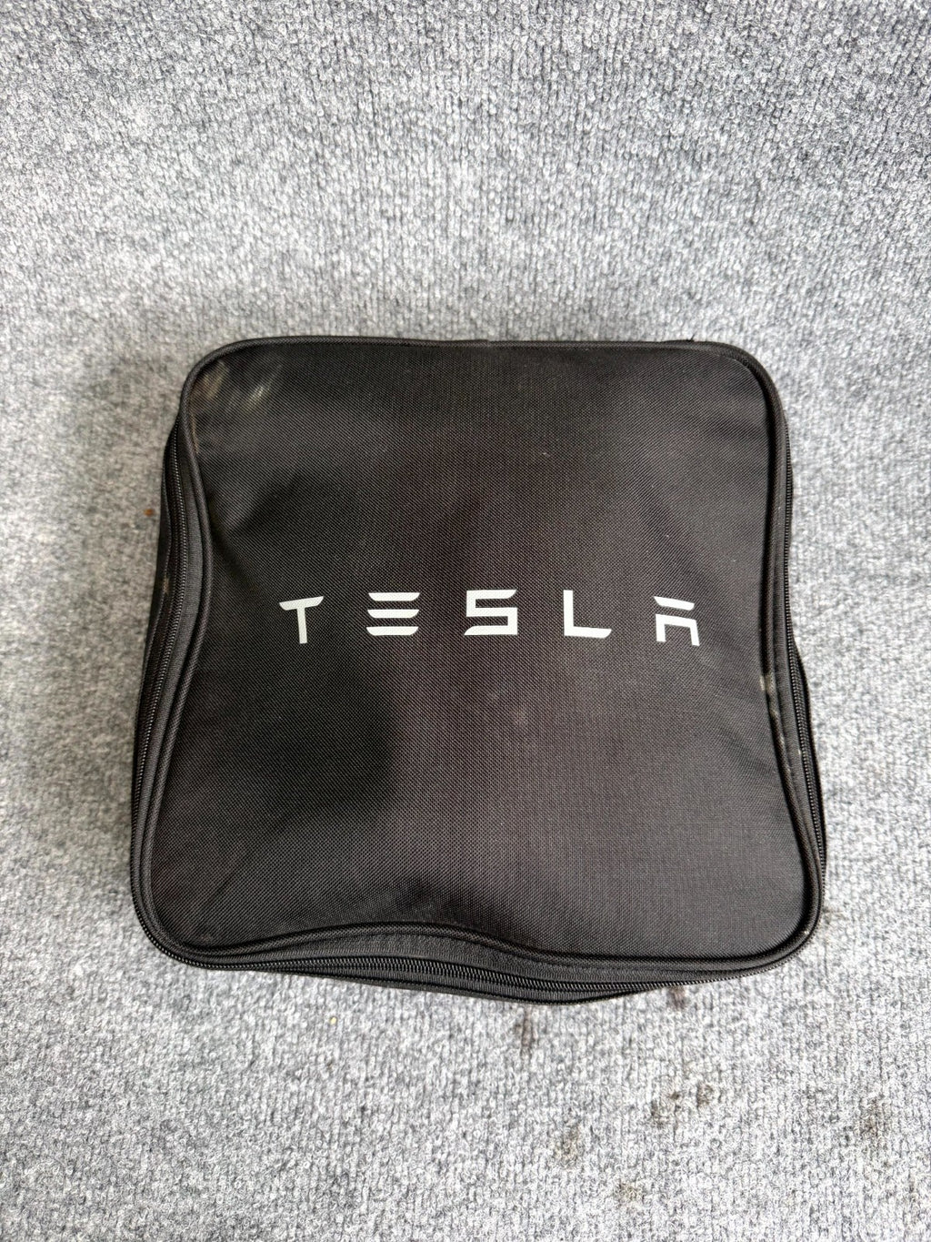 TESLA MODEL S 3 X Y MOBILE CONNECTOR CHARGING CABLE W/ BAG OEM, 1101789-00-M
