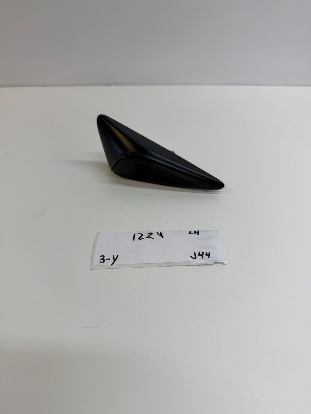 2024-2026 TESLA MODEL 3/Y LEFT DRIVER SIDE PARKING CAMERA 1820734-00-D