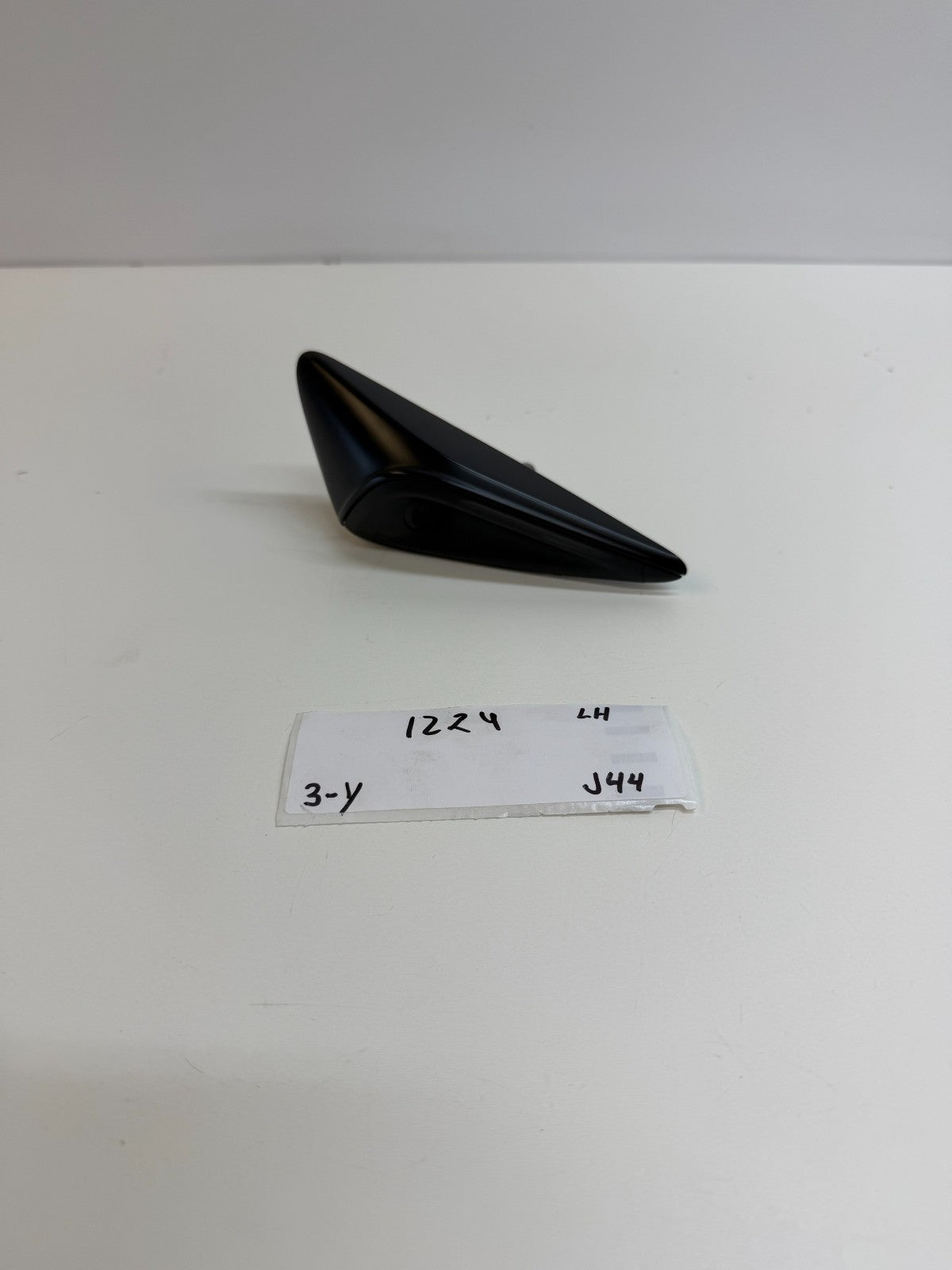 2024-2026 TESLA MODEL 3/Y LEFT DRIVER SIDE PARKING CAMERA 1820734-00-D
