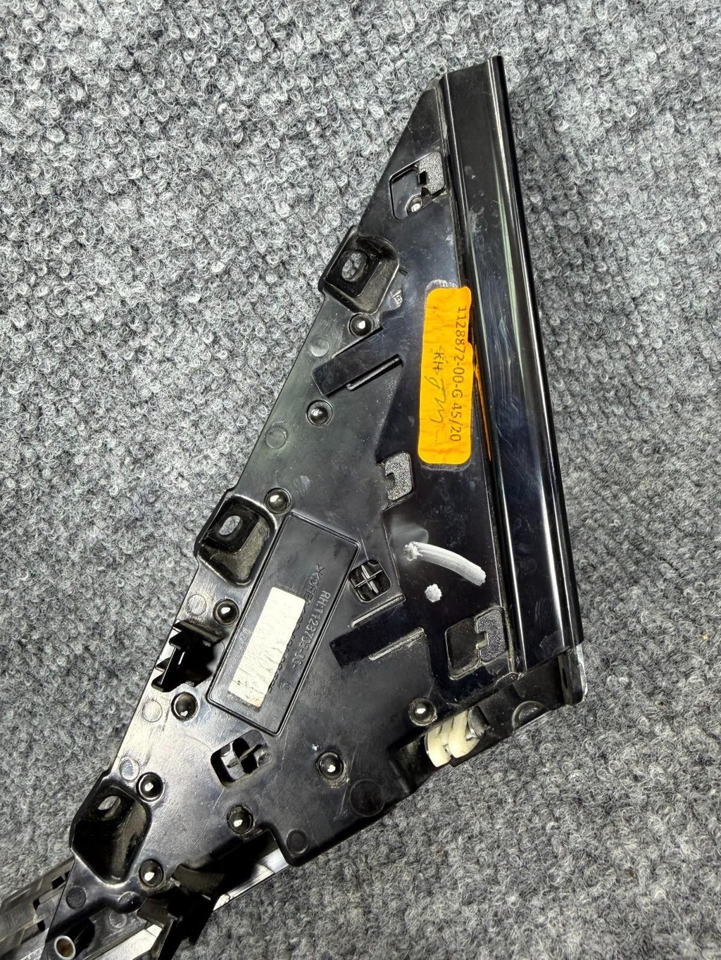 2016-2021 Tesla Model X Front Right Side Door Window Molding OEM, 1128872-00-G
