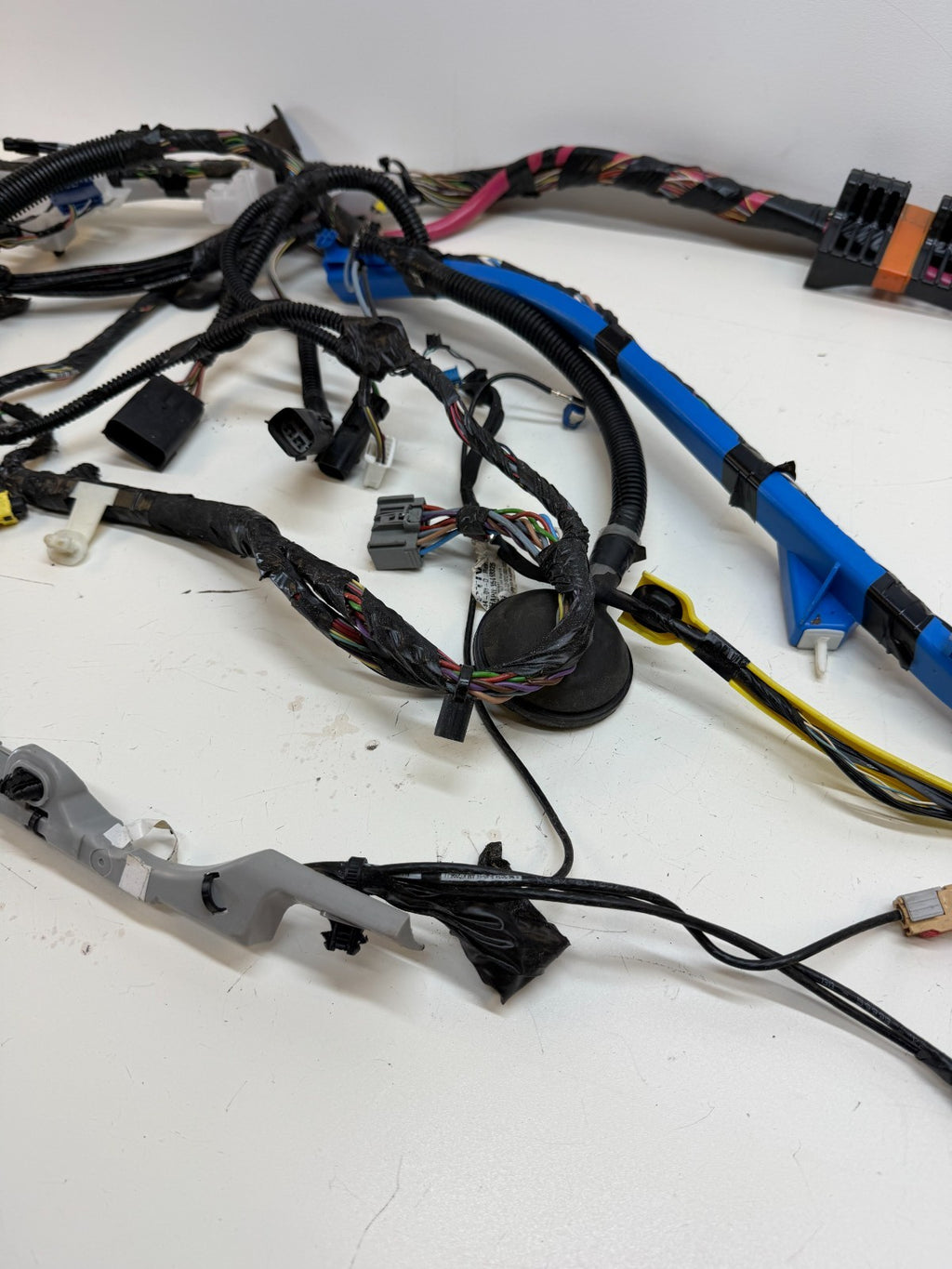 2020-2024 TESLA MODEL Y RIGHT SIDE MAIN BODY WIRE WIRING HARNESS 1489042-00-F