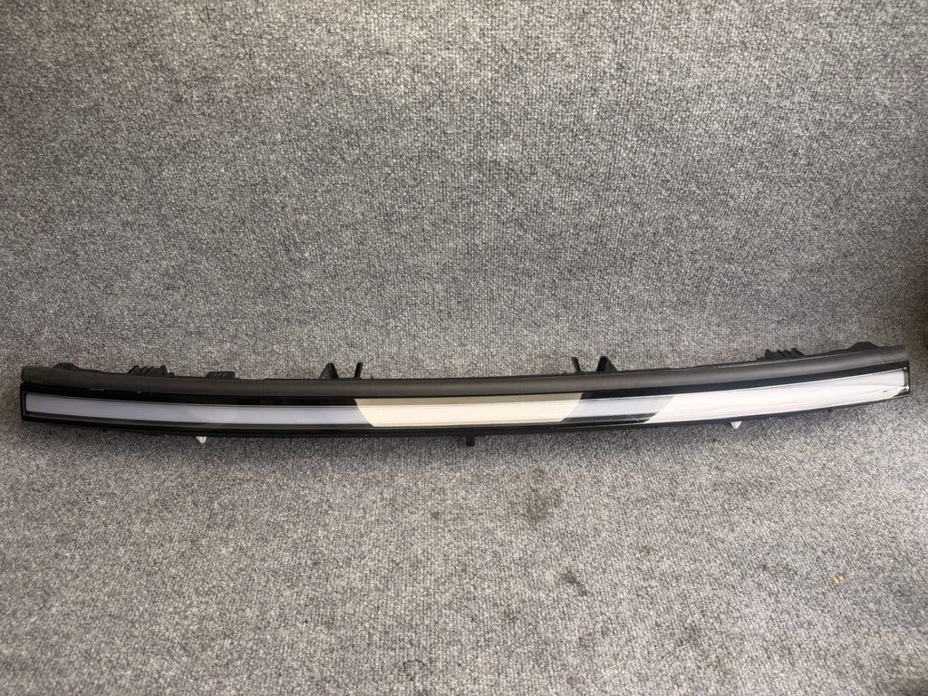 OEM 2025-2026 Tesla Model Y Front LED Light Bar Lamp Assembly 2038294-00-E