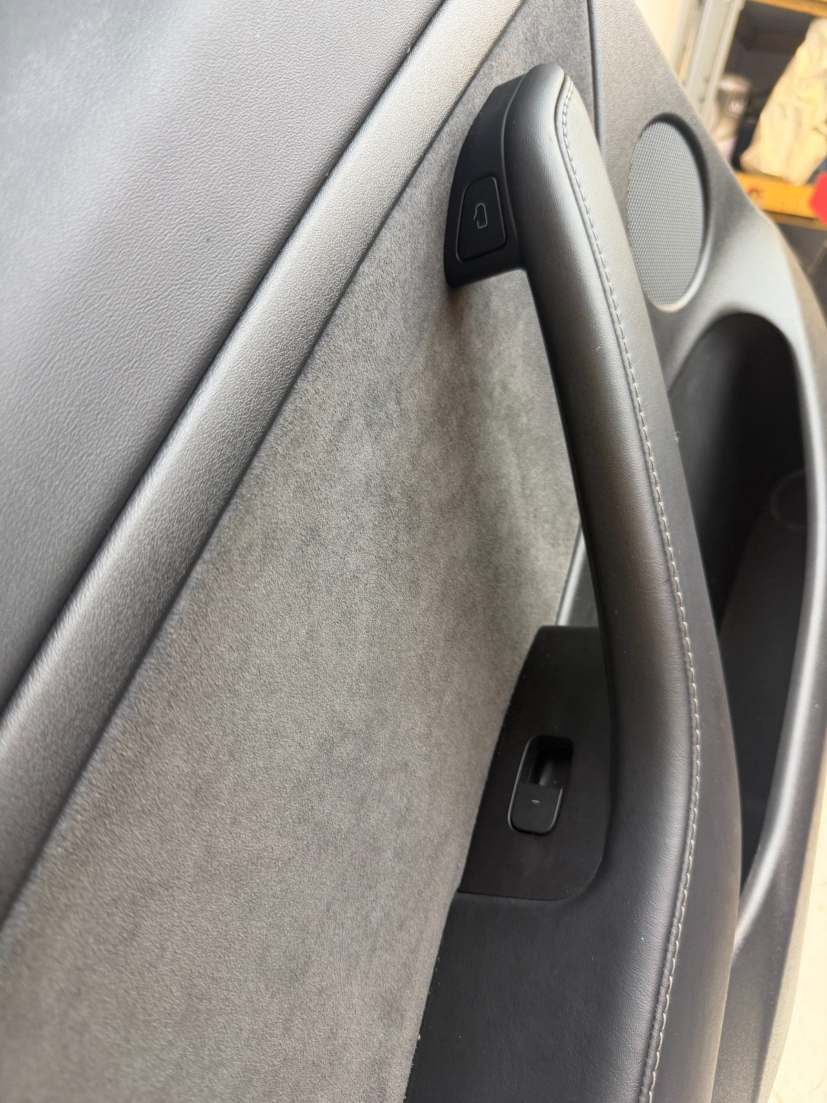 2017-2023 TESLA MODEL 3 REAR LEFT COMLETE DOOR ASSEMBLY