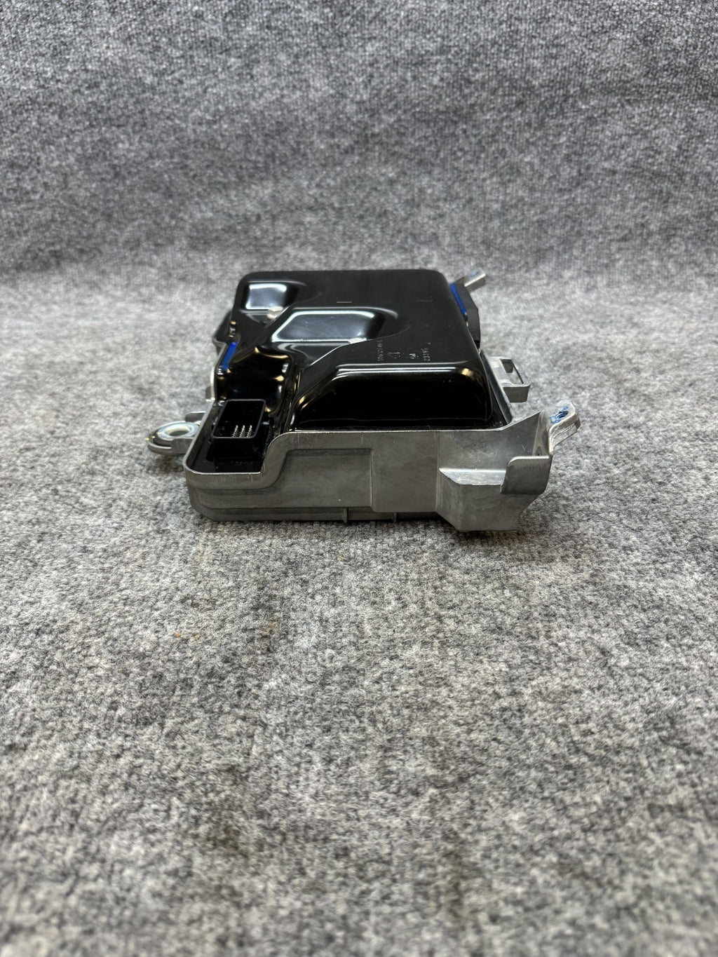 20-24 TESLA MODEL Y FRONT CONTROLLER BODY COMPUTER CONTROL MODULE OEM 149732700C
