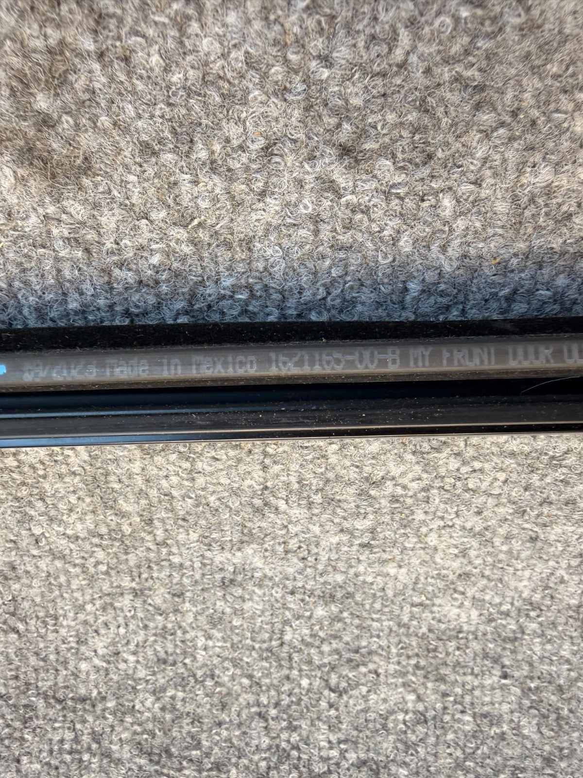 2020-2024 Tesla Model Y Front Right Door Window Belt Molding 1621165-00-B