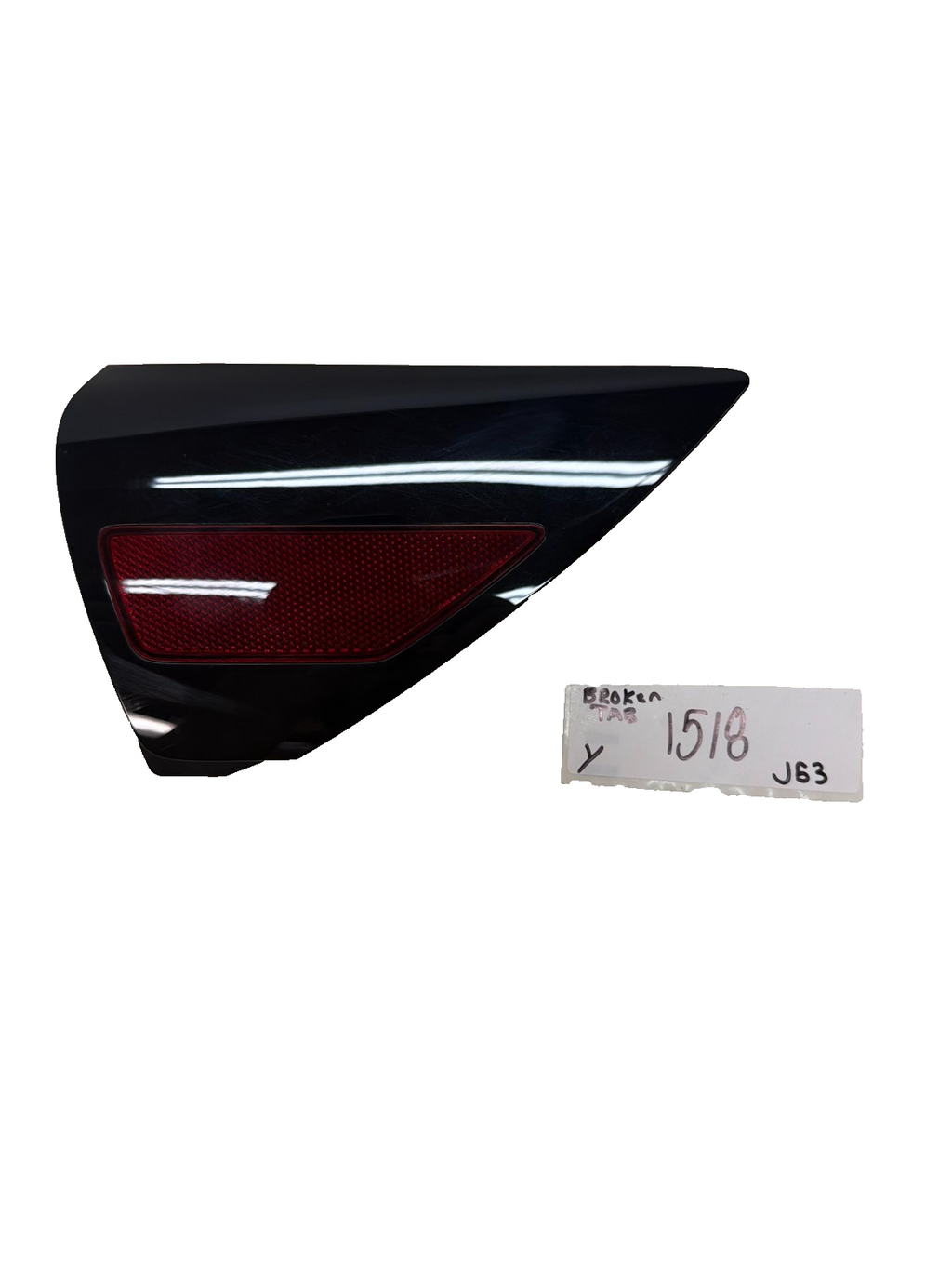 2016-2020 Tesla Model Y Rear Right Quarter-Panel Reflector Light 1518783-00-A