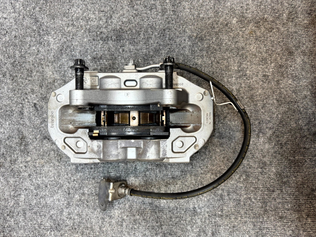 2017 - 2023 TESLA MODEL 3 FRONT LEFT SIDE BRAKE CALLIPER W/HOSE OEM 1044621-00-E