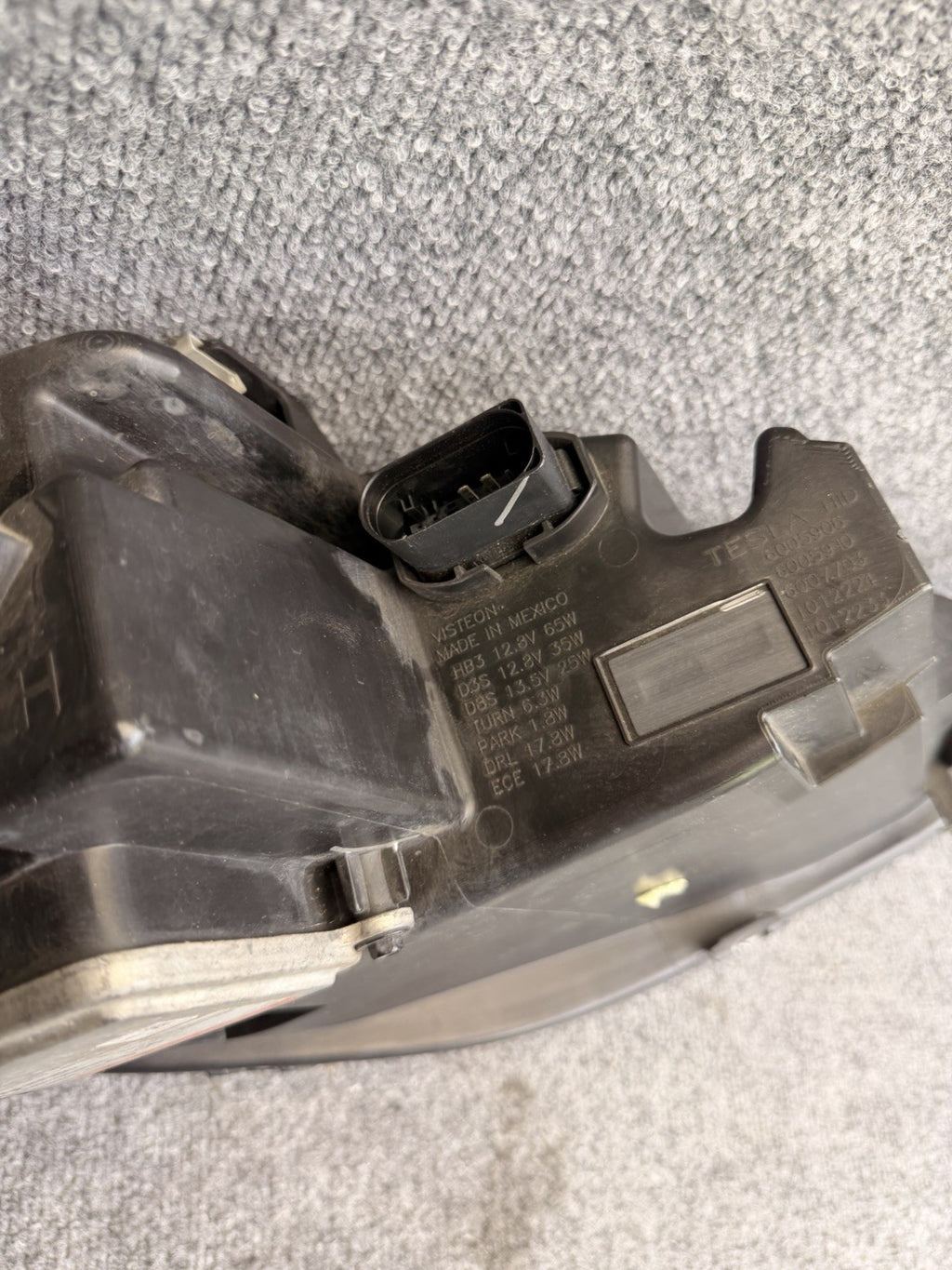 TESLA MODEL S HEADLIGHT LEFT DRIVER 2012 2013 2014 2015 XENON 6005906-00-D OEM