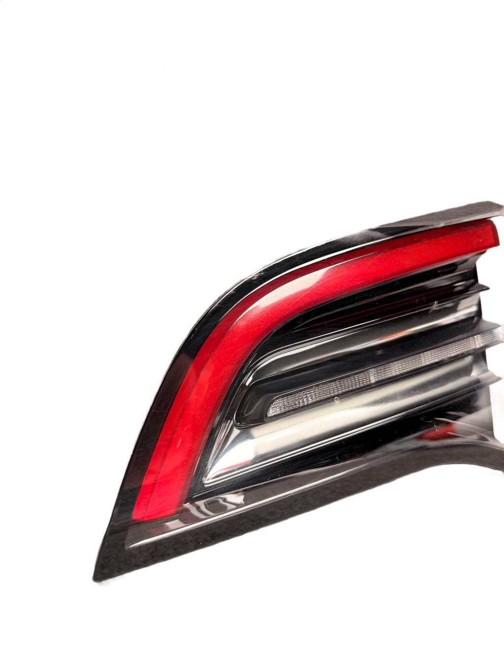 2017-2023 Tesla Model 3 Y INNER Right PASSENGER Tail Light 1502089-00-B