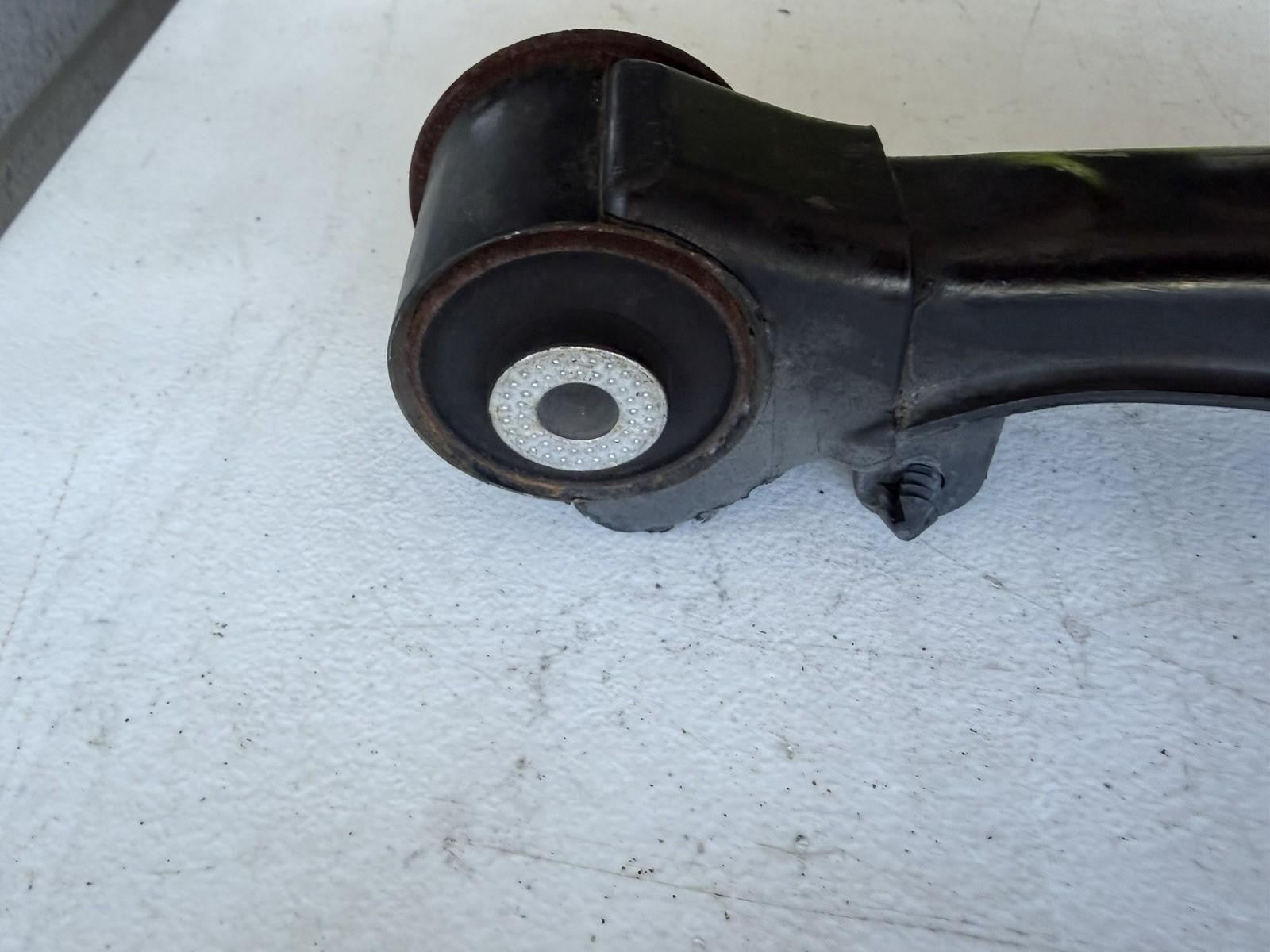 ♦️2017-2023 TESLA MODEL 3 Y FRONT RIGHT SIDE UPPER CONTROL ARM OEM, 1044326-00-H