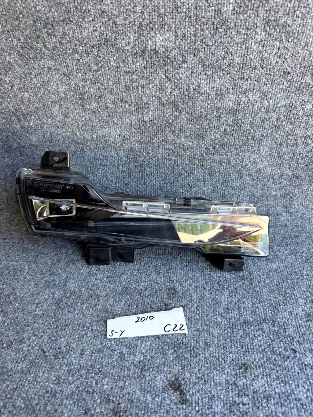 2017-2023 TESLA MODEL 3 FRONT RIGHT SIDE FOG LIGHT LAMP OEM, 1077390-00-F