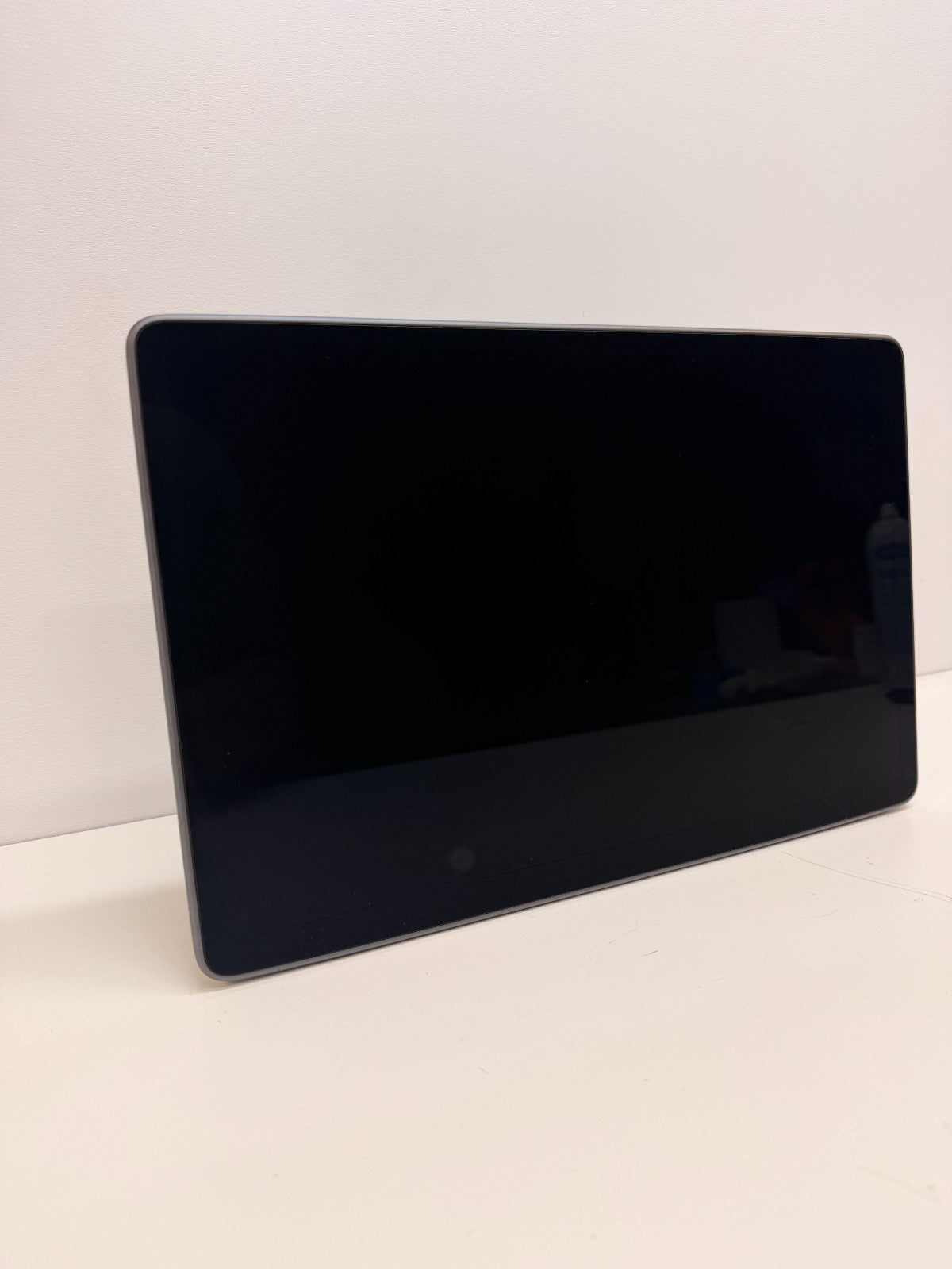 2017-23 Tesla Model 3 Y Center Touchscreen Display Screen 1089543-00-J