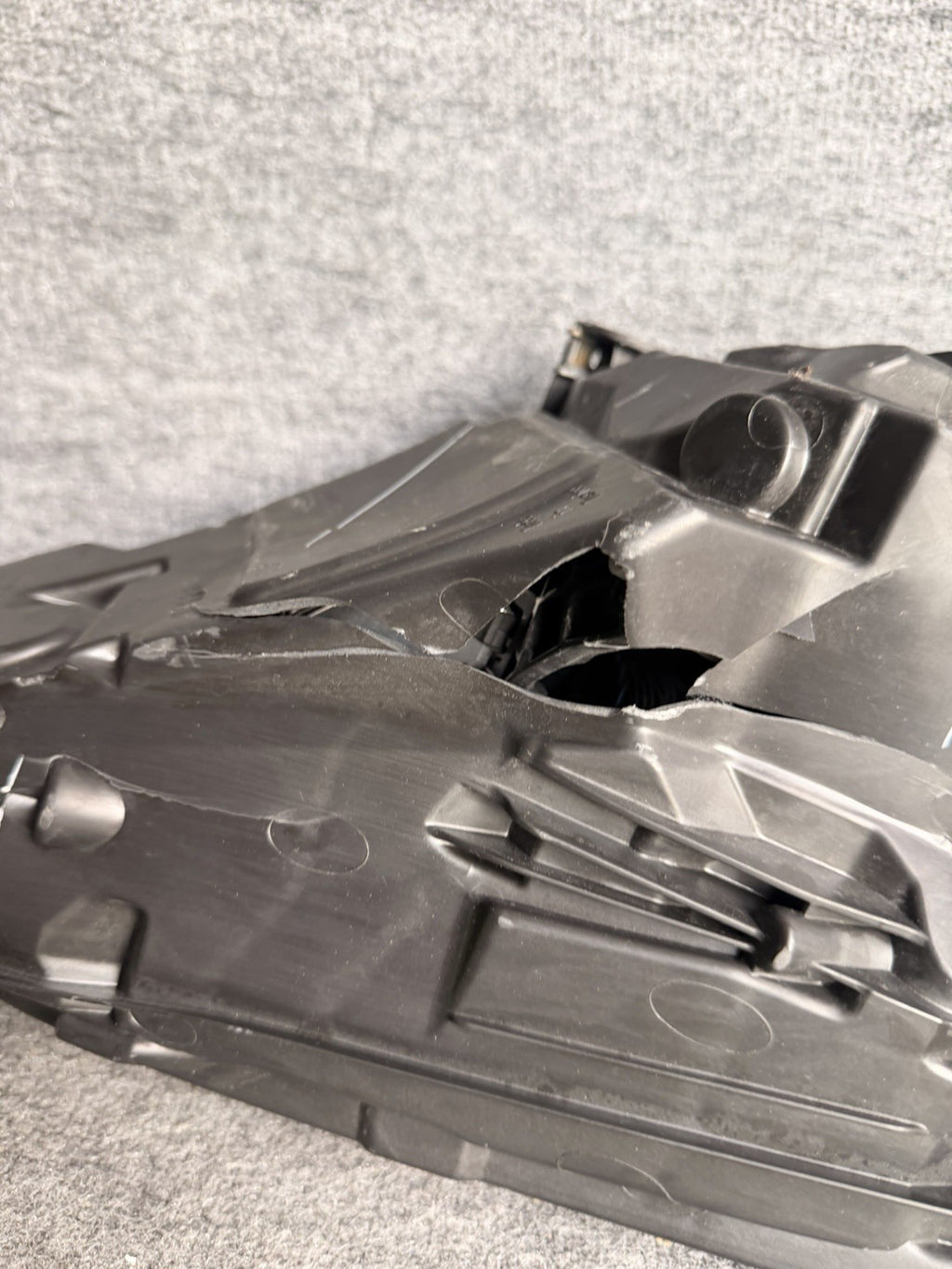 2017-2024 Tesla Model 3 / Y Right Passenger Side Headlight LED 1514953-00-C OEM