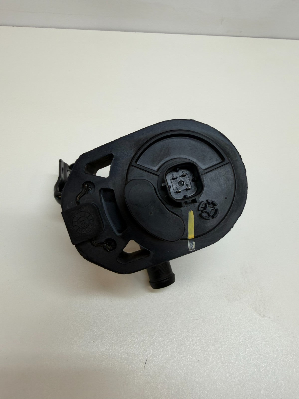 2012-2020 Tesla S Electric Auxiliary Coolant Water Pump w/ Bracket 1057235-00-G