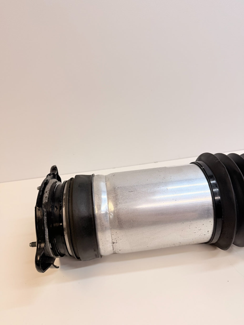 2016-2020 Tesla Model S Rear Left Suspension Air Spring Shock Absorber AWD