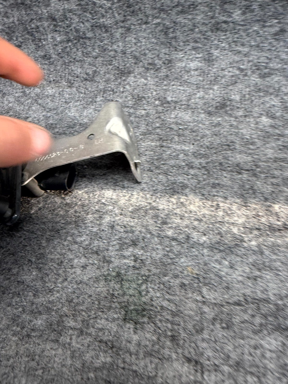 ♦️16-20 TESLA MODEL X REAR LEFT AIR SUSPENSION RIDE HEIGHT SENSOR OEM,600652300B