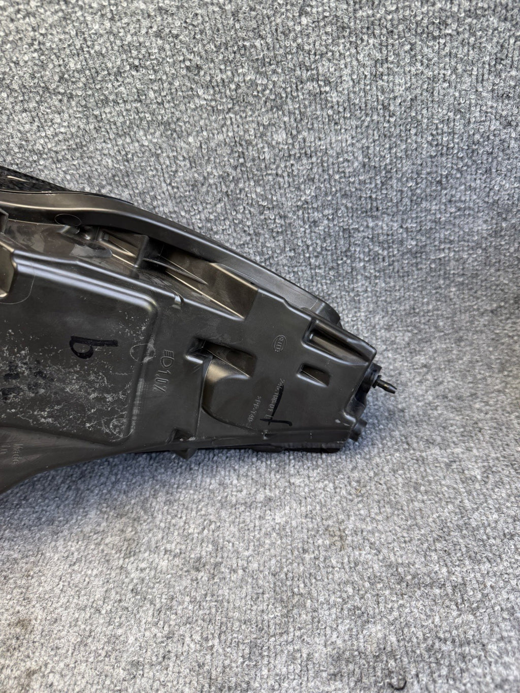 ♦️20-24 TESLA MODEL 3-Y HEADLIGHT LEFT DRIVER LED 1514952-00-C OEM