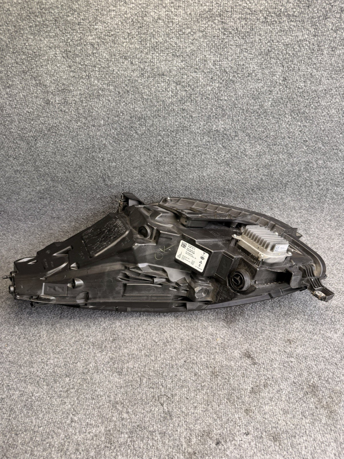 OEM 21-24 Tesla Model 3-Y Right Passenger Matrix LED Headlight 1514953-00-D