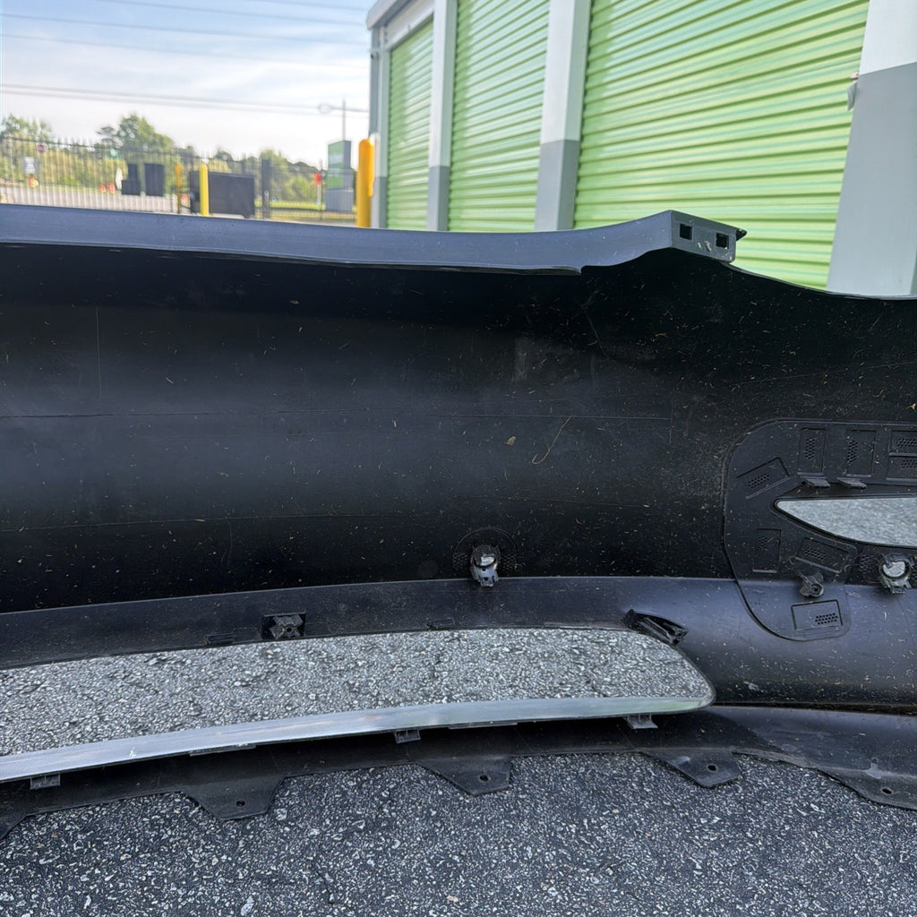 OEM 2019-2023 Tesla Model 3 Front Bumper Cover Assembly w/sensors 1084168-S0-E