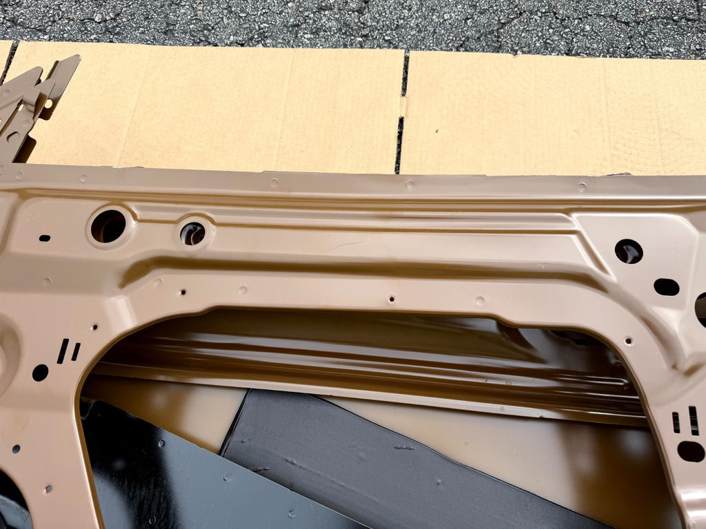 2024-2025 TESLA MODEL 3 FRONT RIGHT PASSENGER SIDE DOOR SHELL OEM, 1751846-E0-A