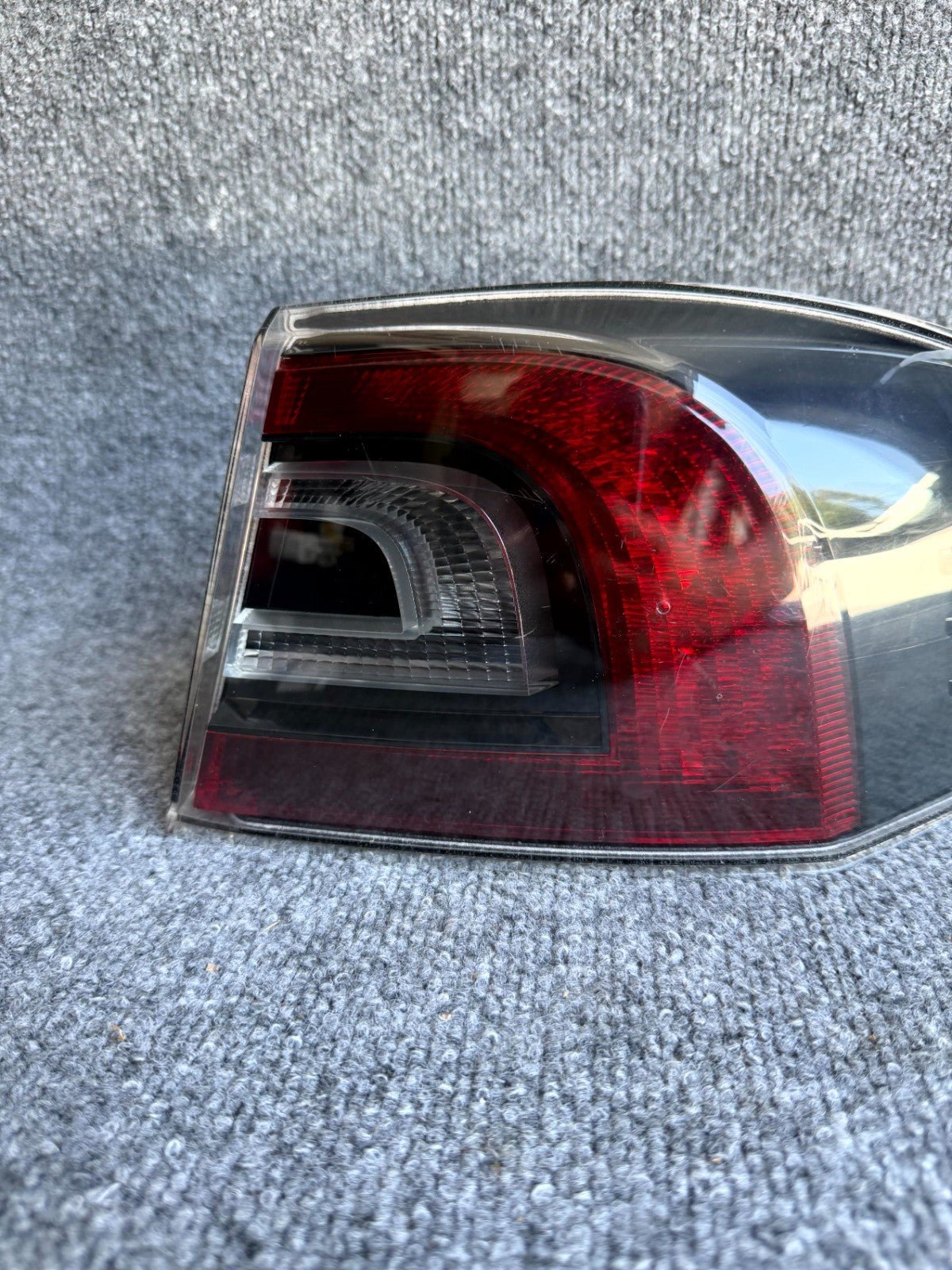 2012-2022 TESLA MODEL S RIGHT TAILLIGHT LED OUTER TAIL LAMP OEM, 6005919-00-C