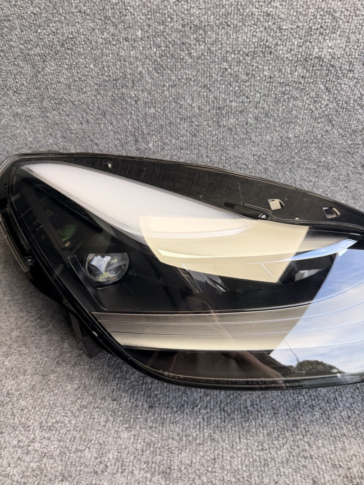 DMG⚠️ 20-24 Tesla Model 3-Y Front Right Headlight Projector RH 1514953-00-E