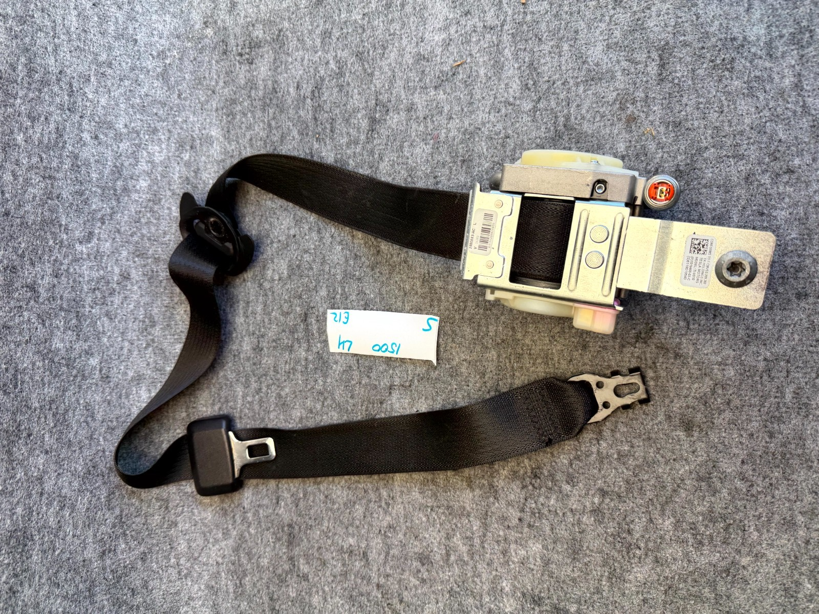 ♦️2012 - 2020 TESLA MODEL S FRONT LEFT SEAT BELT & RETRACTOR OEM, 1019468-03-C