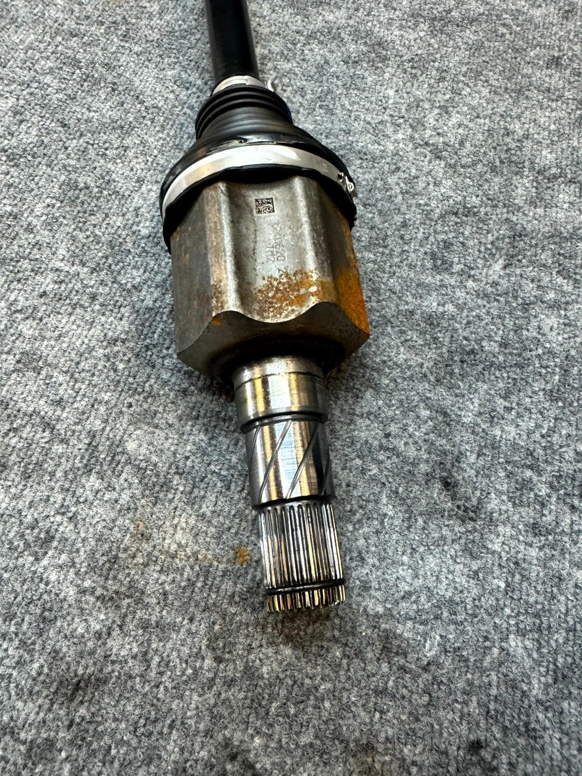 2020-2024 TESLA MODEL Y REAR LEFT / RIGHT AXLE SHAFT HALFSHAFT OEM, 1188165-00-A