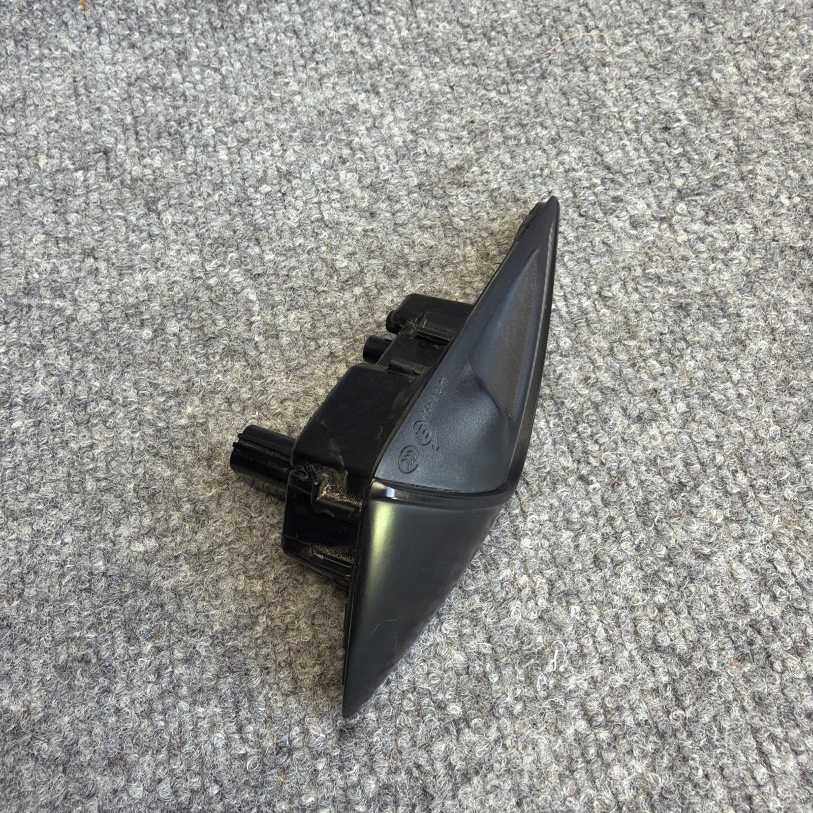 2020-2024 TESLA MODEL Y RIGHT SIDE REPEATER TURN SIGNAL CAMERA OEM, 1495865-20-G