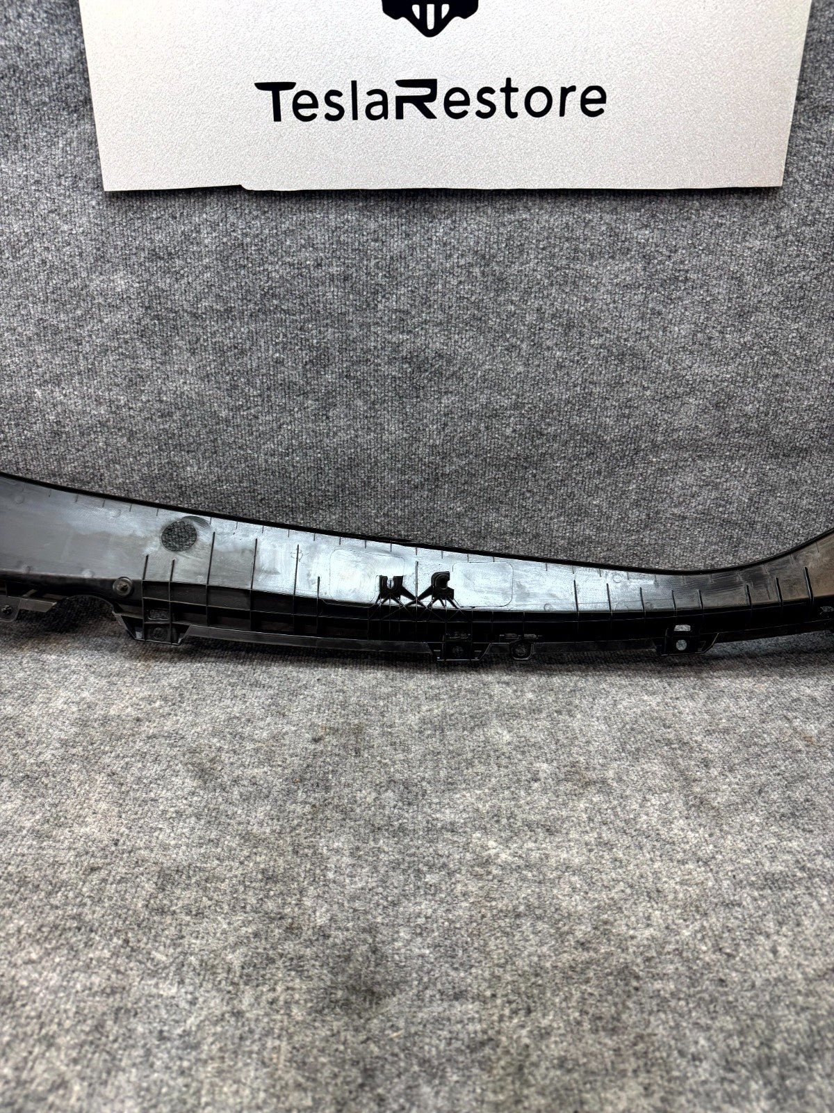 2017-2023 TESLA MODEL 3 FRONT WINDSHIELD COWL COVER SCREEN PANEL OEM, 108167600H