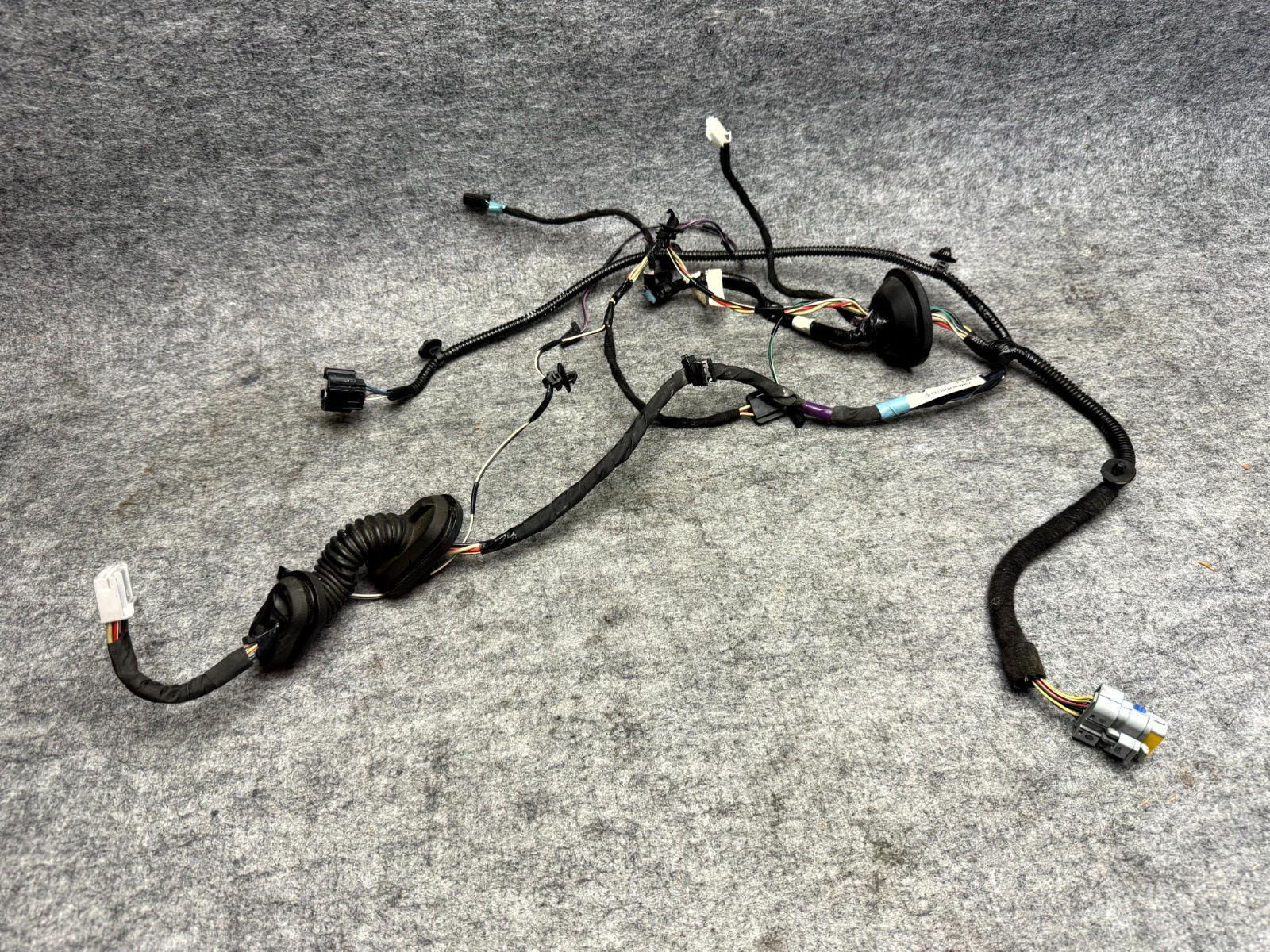 ♦️16-20 TESLA MODEL S REAR LEFT DOOR WIRING HARNESS WIRE LOOM OEM, 1004425-00-Q