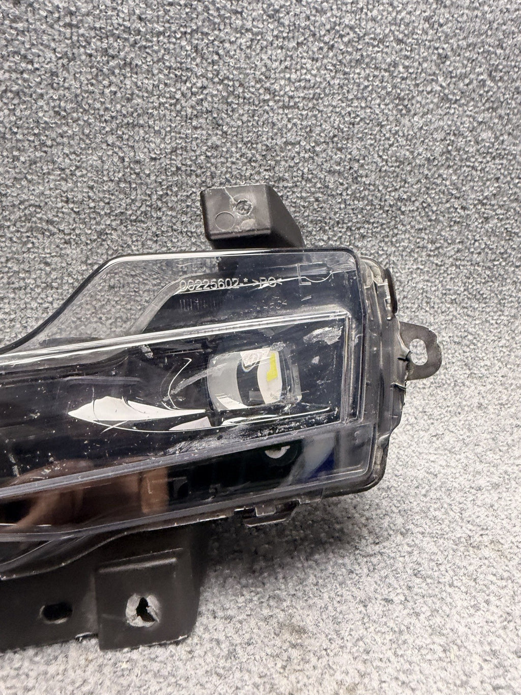 2017 -2023 For Tesla Model 3 -Y 107739-00-D Front LEFT Side Fog Light Dark Lamp