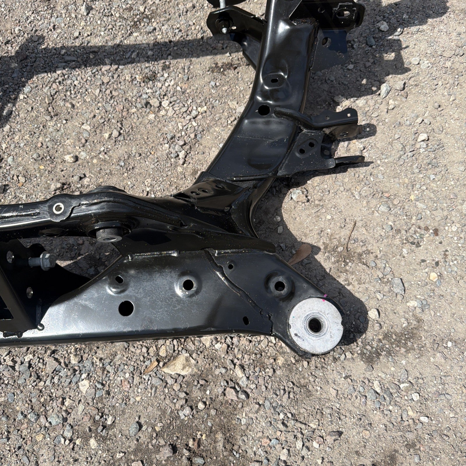 17-24 Tesla Model 3-Y Rear Suspension Subframe Cradle Crossmember 1044580-00-D