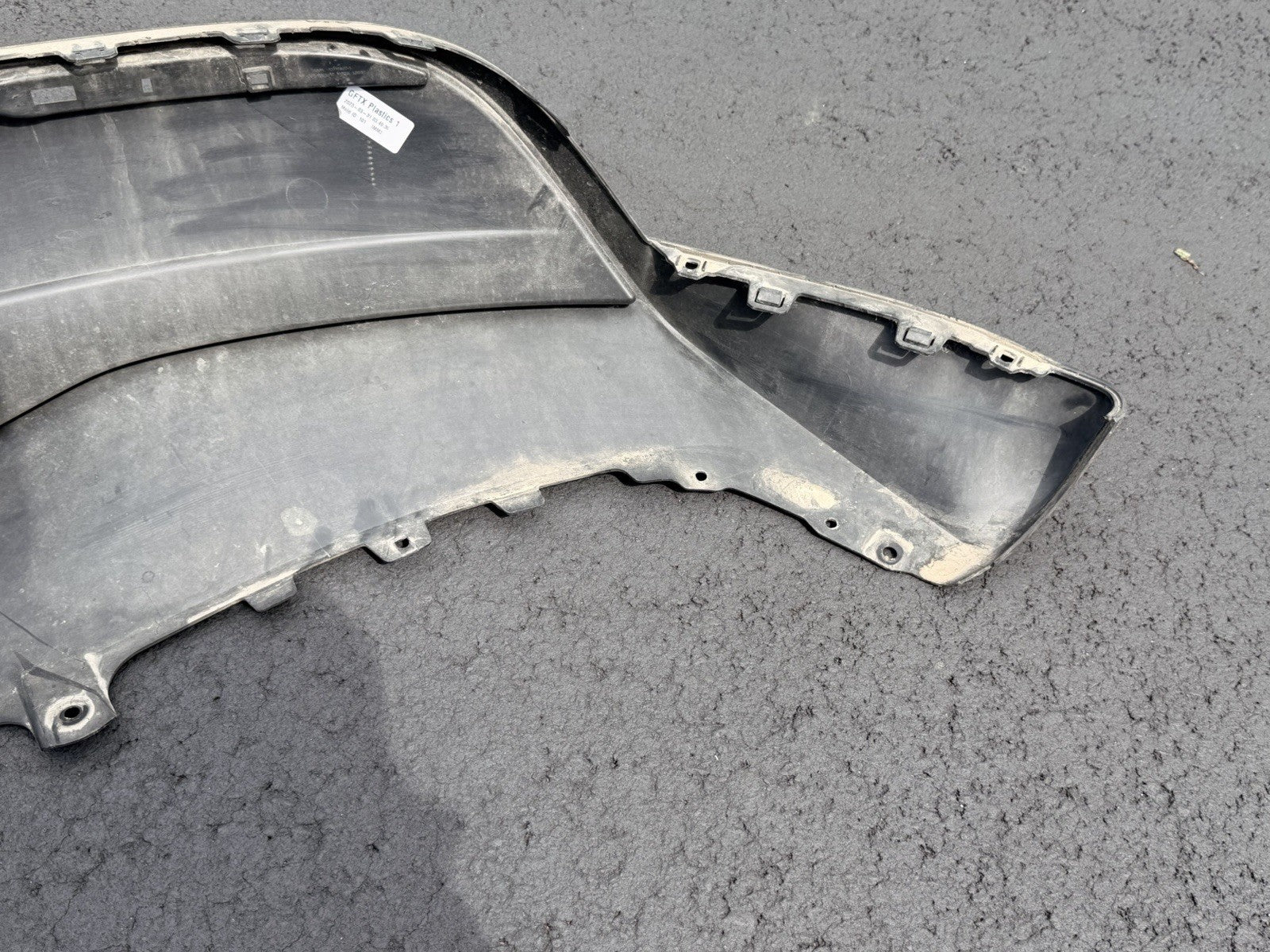 20-24 Tesla Model Y Rear Bumper Fascia Lower Valance Diffuser Cover OEM