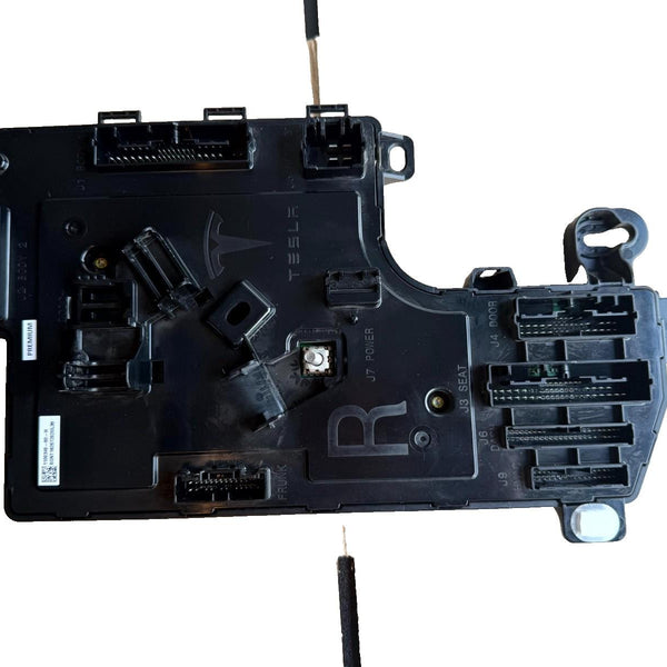 17-23 TESLA MODEL 3 RIGHT LOW VOLTAGE CONTROLLER MODULE UNIT OEM, 1100340-00-H
